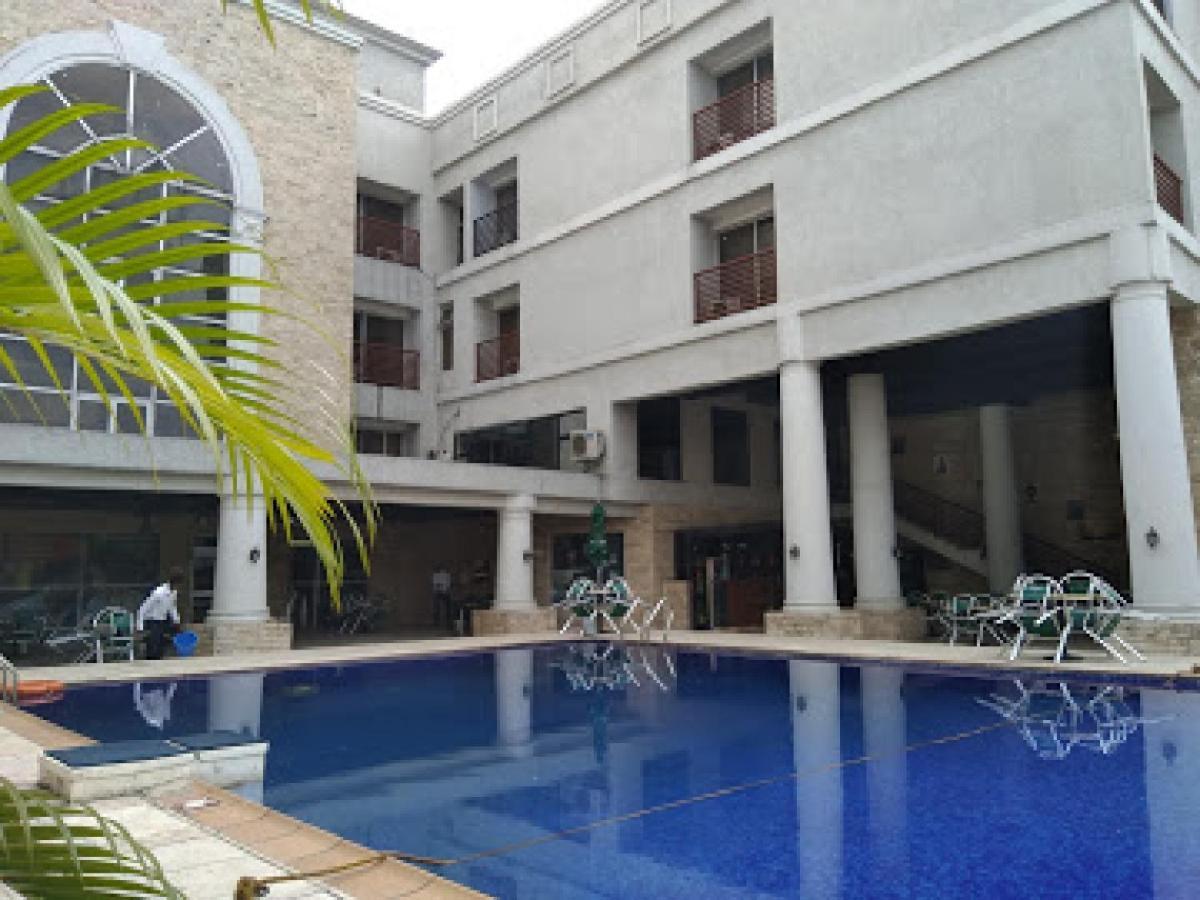 Room In Lodge - Full Moon Hotel Owerri Eksteriør billede